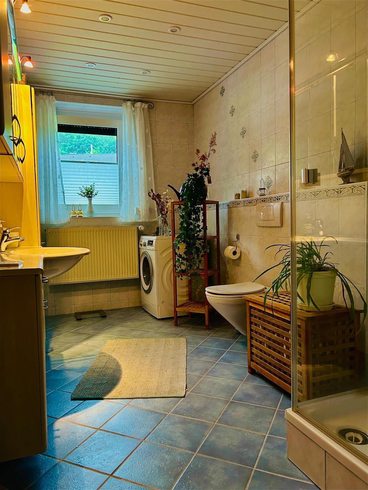Ferienwohnung "Bei Freunden" Naumburg  ภายนอก รูปภาพ